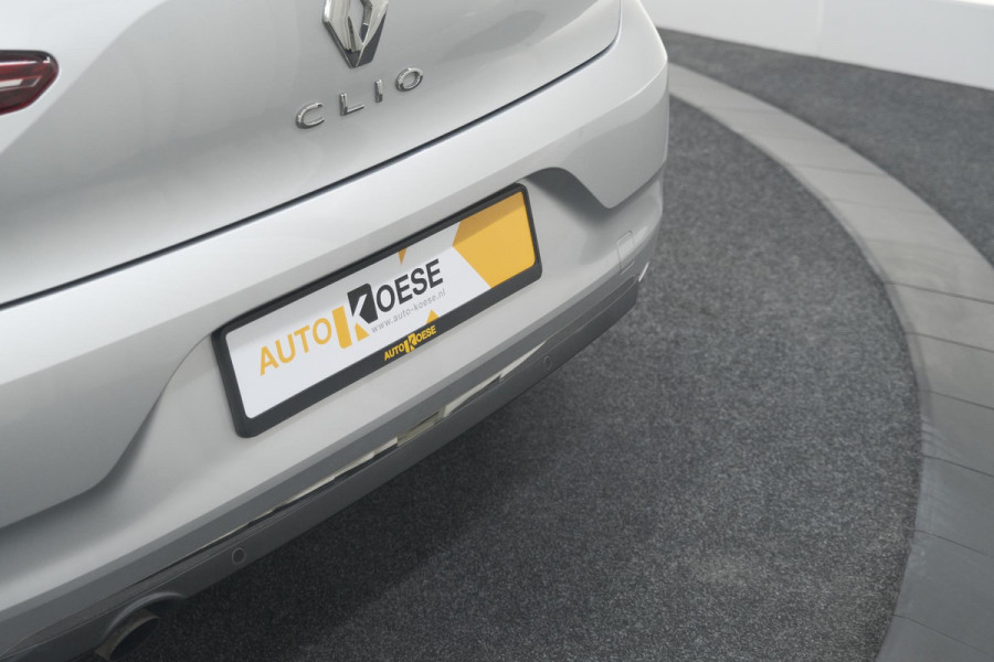 Renault Clio TCe 100 Intens | Parkeersensoren | Apple Carplay | Climate Control