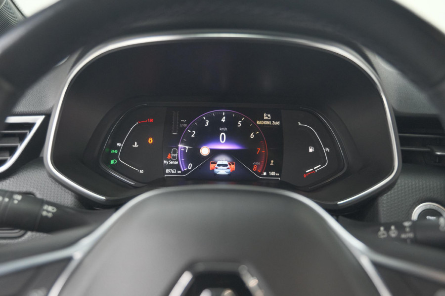 Renault Clio TCe 100 Intens | Parkeersensoren | Apple Carplay | Climate Control