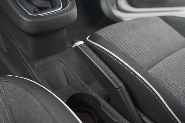 Renault Clio TCe 100 Intens | Parkeersensoren | Apple Carplay | Climate Control
