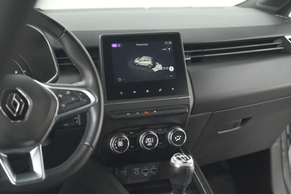 Renault Clio TCe 100 Intens | Parkeersensoren | Apple Carplay | Climate Control