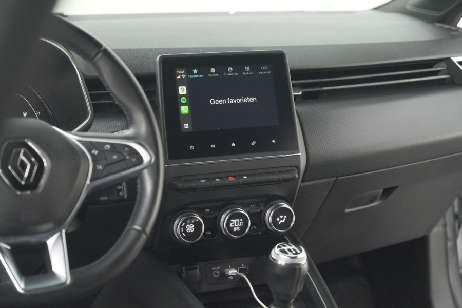 Renault Clio TCe 100 Intens | Parkeersensoren | Apple Carplay | Climate Control