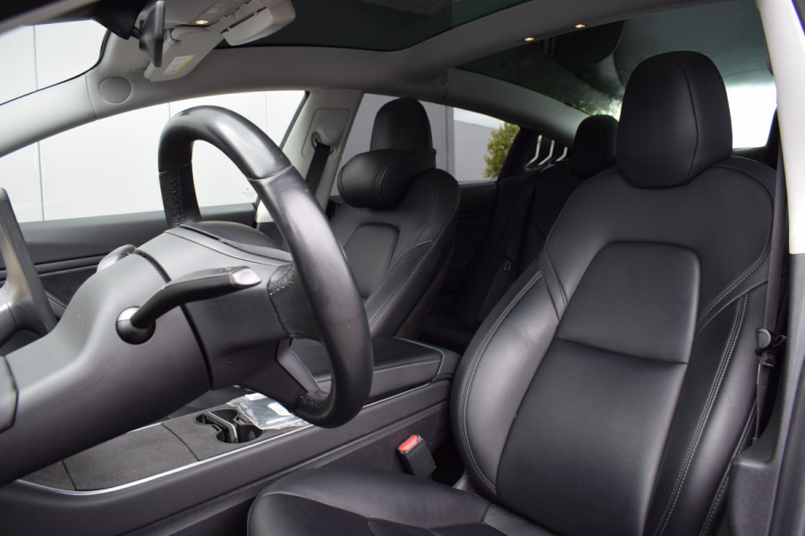 Tesla Model 3 Long Range AWD 75 kWh | Trekhaak | 19” LM | AutoPilot | Dual Motor
