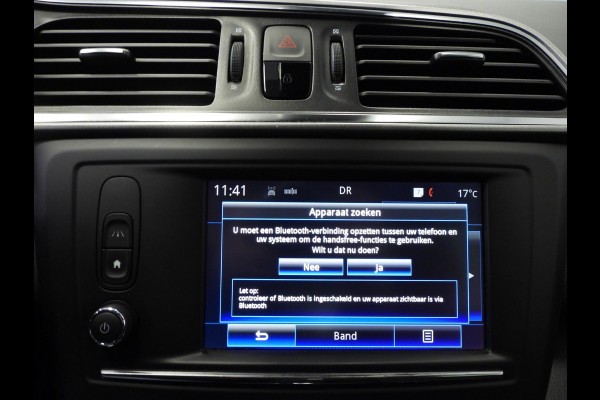 Renault Kadjar 1.2 TCe Aut. Limited NAVI/CLIMA/CRUISE/PDC/17"LMV!