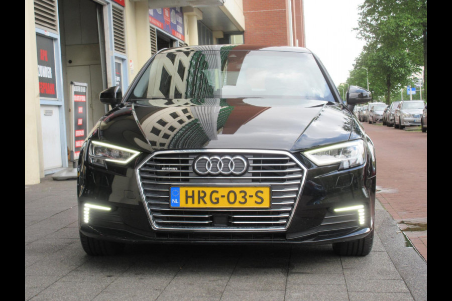 Audi A3 Sportback 40 TFSI e Advanced edition Aut Navi ACC