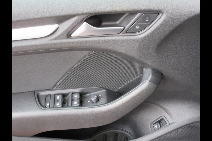 Audi A3 Sportback 40 TFSI e Advanced edition Aut Navi ACC