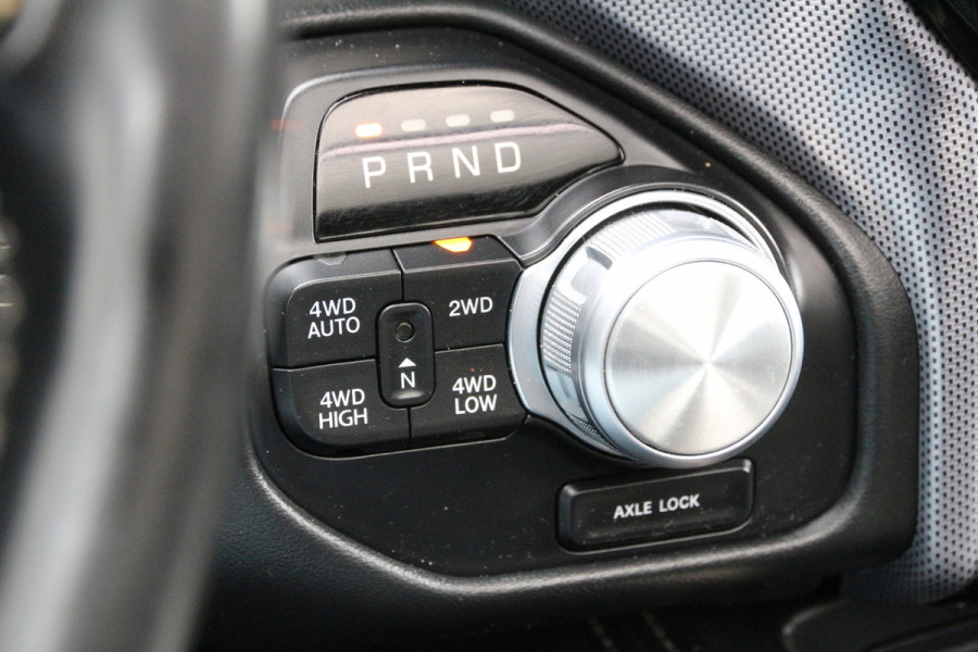 Dodge Ram 1500 5.7 HEMI V8 | Limited | LPG 200L | Luchtvering | Panorama | Limited..