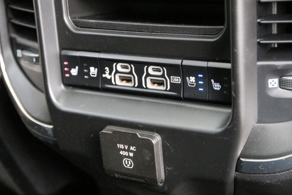 Dodge Ram 1500 5.7 HEMI V8 | Limited | LPG 200L | Luchtvering | Panorama | Limited..