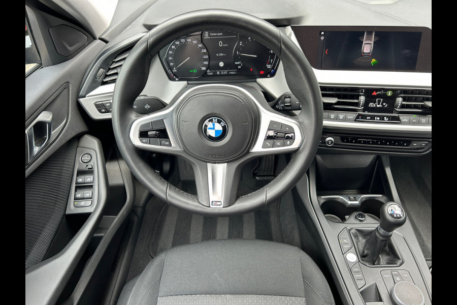 BMW 1-serie 116i 5-Deurs M-Stuur NL-Auto Rijklaarprijs