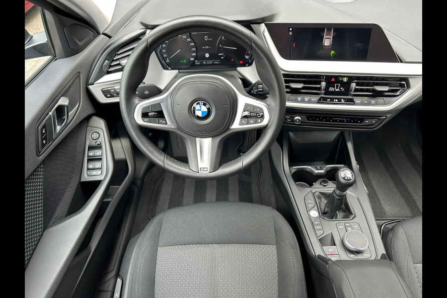 BMW 1-serie 116i 5-Deurs M-Stuur NL-Auto Rijklaarprijs