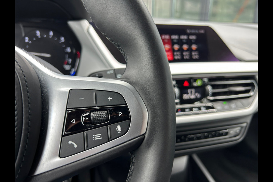 BMW 1-serie 116i 5-Deurs M-Stuur NL-Auto Rijklaarprijs