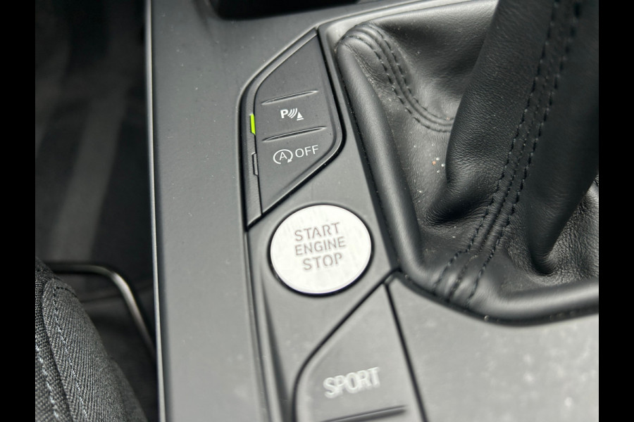 BMW 1-serie 116i 5-Deurs M-Stuur NL-Auto Rijklaarprijs