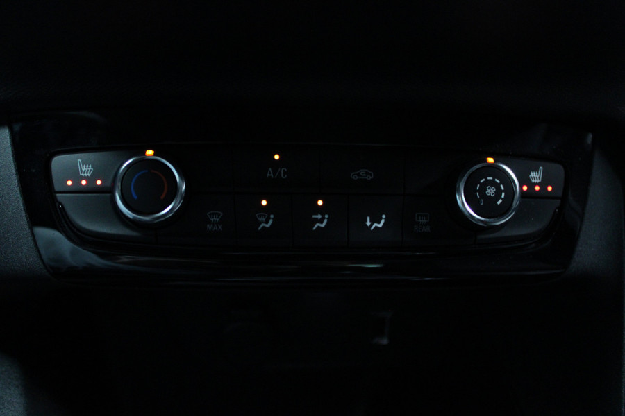Opel Corsa 1.2 Navi Airco Stoel- & stuur verwarming Carplay PDC Bluetooth Cruise BTW auto