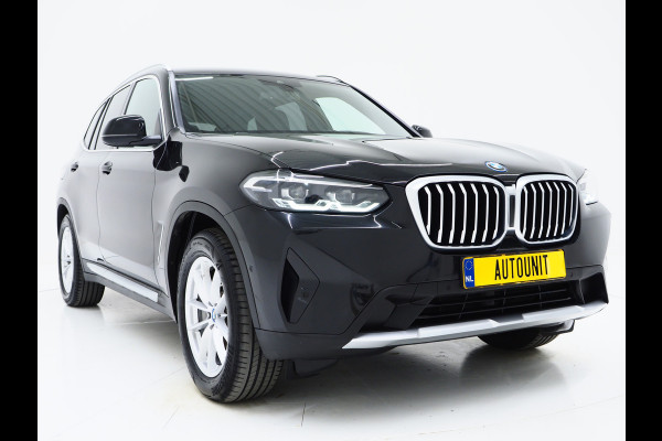 BMW X3 xDrive30e LCI 292PK | Leder | Sportstoelen | Zwarte Hemel | Camera | DAB | Carplay