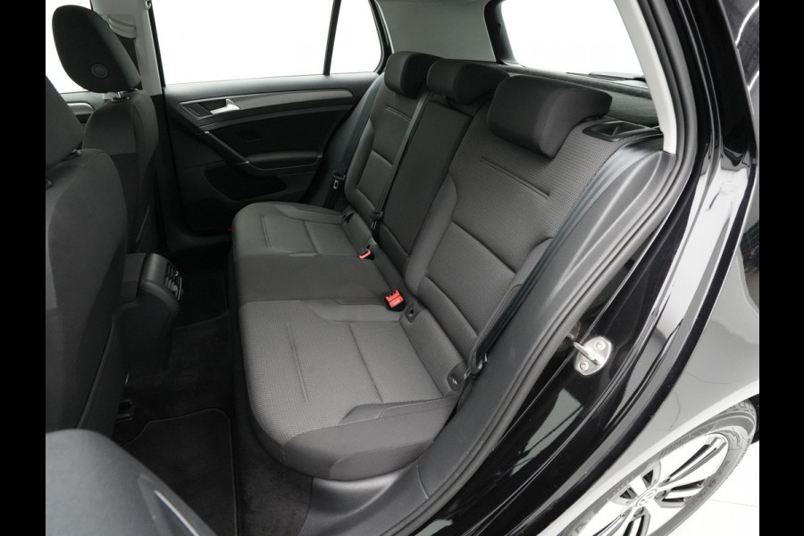 Volkswagen e-Golf E-DITION Navigatie Pdc Acc Voorruitverwarming 179