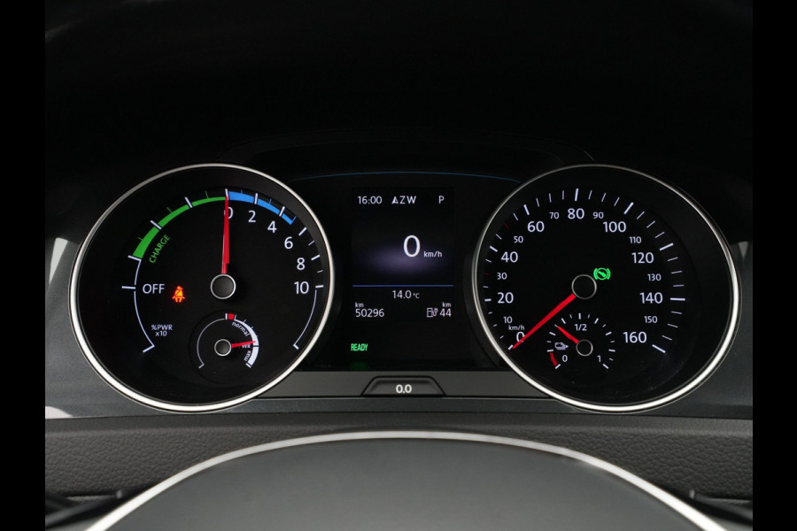 Volkswagen e-Golf E-DITION Navigatie Pdc Acc Voorruitverwarming 179