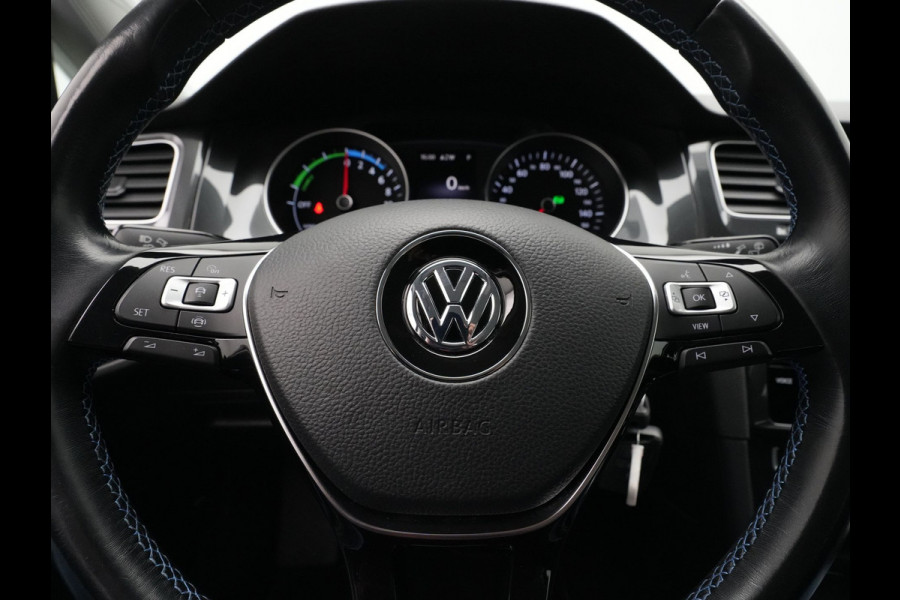 Volkswagen e-Golf E-DITION Navigatie Pdc Acc Voorruitverwarming 179