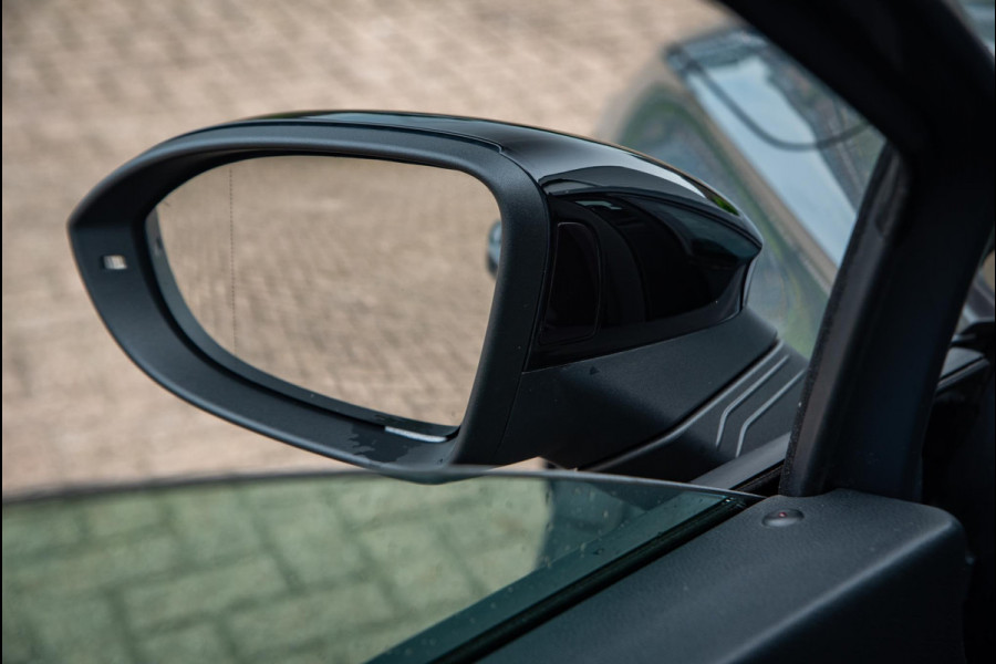 Volkswagen Golf 2.0 TDI GTD Panoramadak Navi Harman Kardon