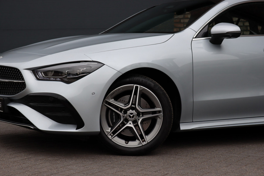Mercedes-Benz CLA-Klasse Shooting Brake 250 e Star Edition AMG Line Aut8 | Panoramadak | Distronic | Memory | Trekhaak | Verwarmd Stuurwiel | HUD | Multibeam LED | Keyless Go | Advanced Sound System |