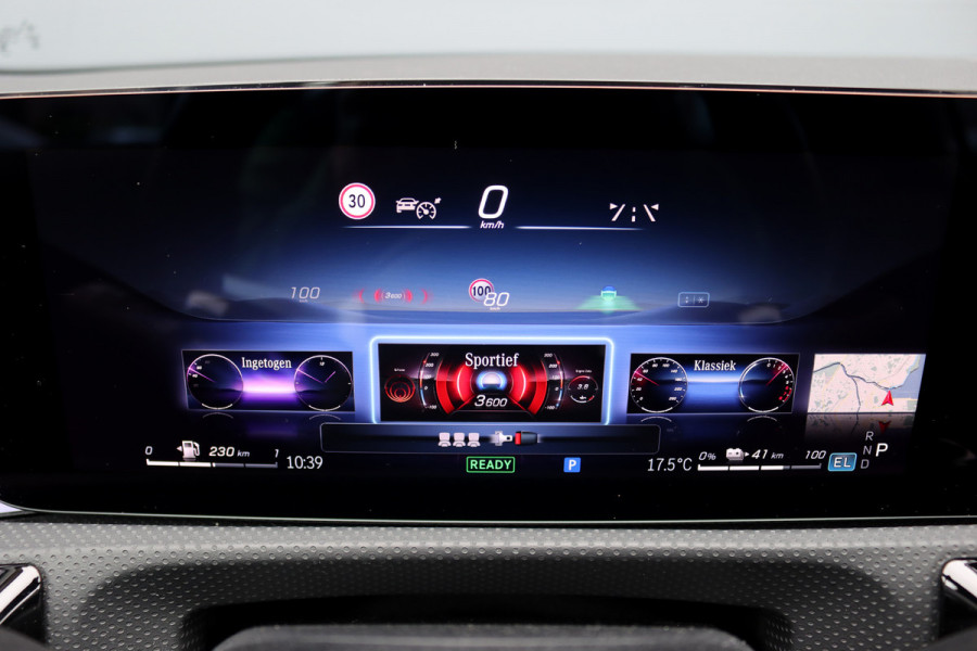Mercedes-Benz CLA-Klasse Shooting Brake 250 e Star Edition AMG Line Aut8 | Panoramadak | Distronic | Memory | Trekhaak | Verwarmd Stuurwiel | HUD | Multibeam LED | Keyless Go | Advanced Sound System |