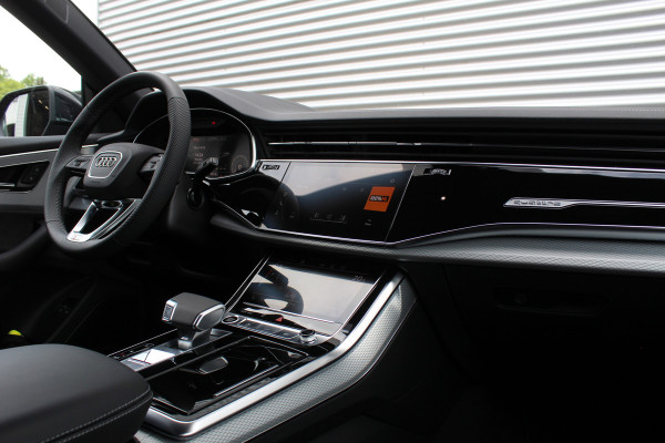 Audi Q8 60 TFSI e 490PK quattro Pro Line S Competition | Vierwielbesturing | Luchtvering | Panoramadak | Head-up | Trekhaak | B&O