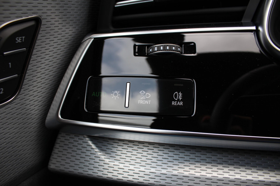 Audi Q8 60 TFSI e 490PK quattro Pro Line S Competition | Vierwielbesturing | Luchtvering | Panoramadak | Head-up | Trekhaak | B&O
