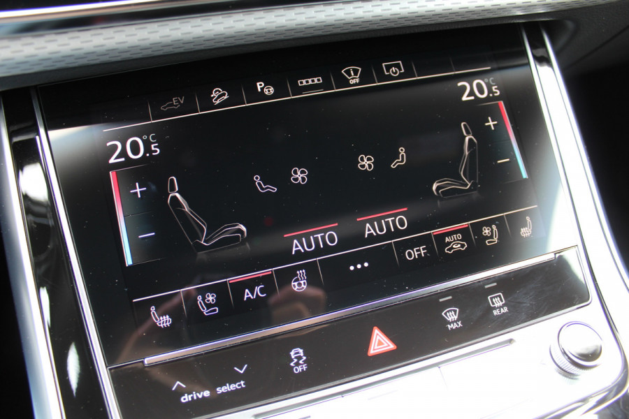 Audi Q8 60 TFSI e 490PK quattro Pro Line S Competition | Vierwielbesturing | Luchtvering | Panoramadak | Head-up | Trekhaak | B&O