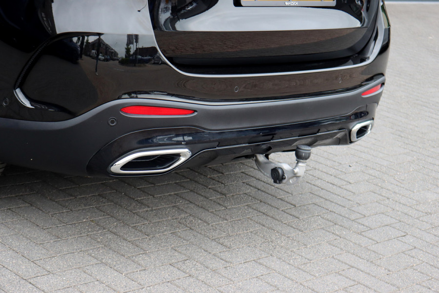 Mercedes-Benz GLC 400e 4MATIC AMG Line Aut9 | Luchtvering | Achterasbesturing | Distronic+ | Burmester | Stoelventilatie | Verwarmd Stuurwiel | Trekhaak | HUD | Leder | Digital Light | Panoramadak |
