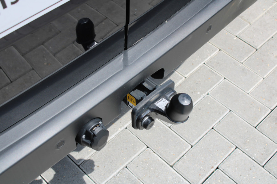 Ford Transit Custom 320 2.0 TDCI L2H1 Trend 170pk - Navigatie - LED koplampen - Camera - Trekhaak - Rijklaar