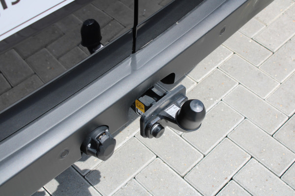 Ford Transit Custom 320 2.0 TDCI L2H1 Trend 170pk - Navigatie - LED koplampen - Camera - Trekhaak - Rijklaar