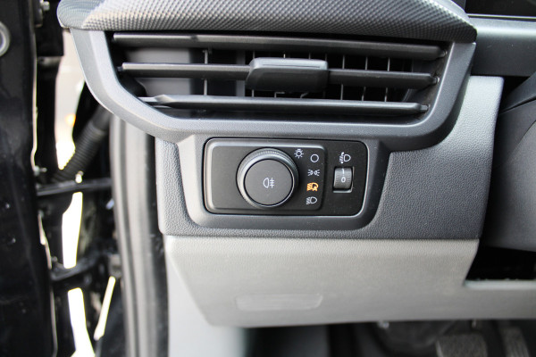 Ford Transit Custom 320 2.0 TDCI L2H1 Trend 170pk - Navigatie - LED koplampen - Camera - Trekhaak - Rijklaar