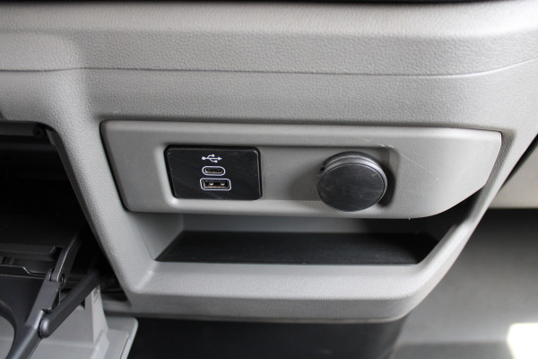 Ford Transit Custom 320 2.0 TDCI L2H1 Trend 170pk - Navigatie - LED koplampen - Camera - Trekhaak - Rijklaar
