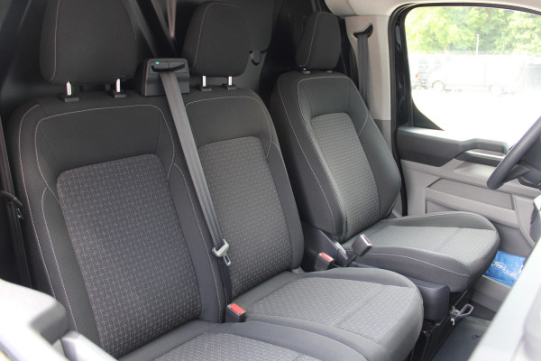 Ford Transit Custom 320 2.0 TDCI L2H1 Trend 170pk - Navigatie - LED koplampen - Camera - Trekhaak - Rijklaar