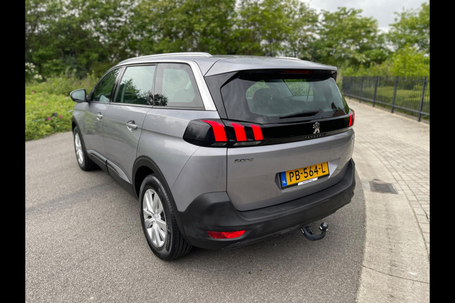Peugeot 5008 1.2 PureTech BLEU LEASE EXCUTIVE 7-PERSOONS
