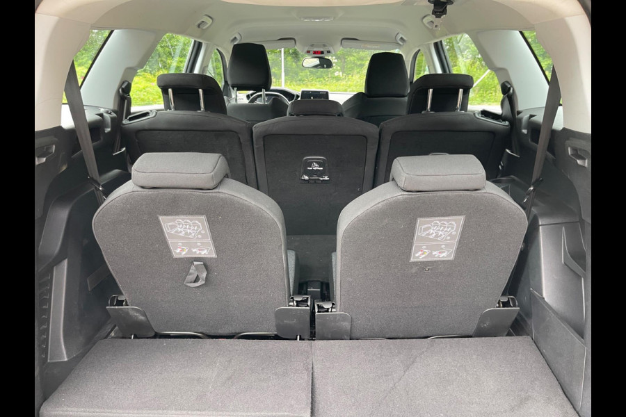 Peugeot 5008 1.2 PureTech BLEU LEASE EXCUTIVE 7-PERSOONS
