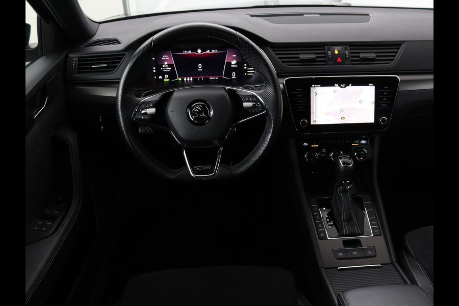 Škoda Superb 1.4 TSI iV Sportline | Leder/Alcantara | Stoel & stuurverwarming | Adaptive cruise | Matrix LED | Camera | Navigatie | Keyless | Carplay | Navigatie | Memory | Virtual Cockpit | PHEV
