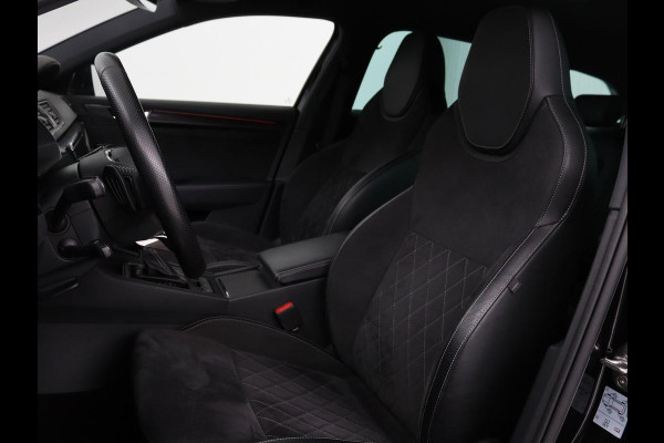 Škoda Superb 1.4 TSI iV Sportline | Leder/Alcantara | Stoel & stuurverwarming | Adaptive cruise | Matrix LED | Camera | Navigatie | Keyless | Carplay | Navigatie | Memory | Virtual Cockpit | PHEV