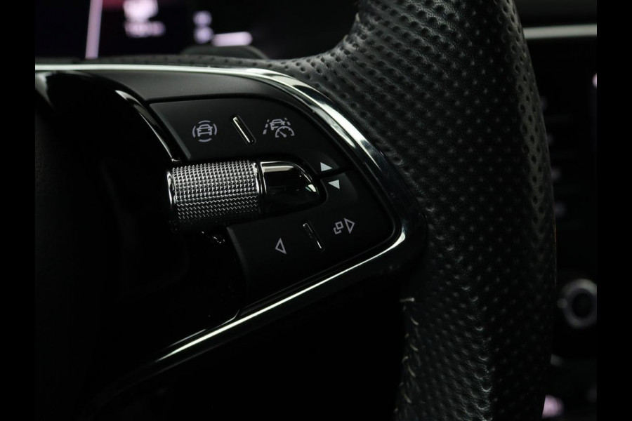 Škoda Superb 1.4 TSI iV Sportline | Leder/Alcantara | Stoel & stuurverwarming | Adaptive cruise | Matrix LED | Camera | Navigatie | Keyless | Carplay | Navigatie | Memory | Virtual Cockpit | PHEV