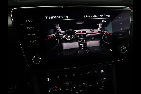 Škoda Superb 1.4 TSI iV Sportline | Leder/Alcantara | Stoel & stuurverwarming | Adaptive cruise | Matrix LED | Camera | Navigatie | Keyless | Carplay | Navigatie | Memory | Virtual Cockpit | PHEV