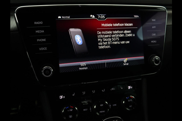 Škoda Superb 1.4 TSI iV Sportline | Leder/Alcantara | Stoel & stuurverwarming | Adaptive cruise | Matrix LED | Camera | Navigatie | Keyless | Carplay | Navigatie | Memory | Virtual Cockpit | PHEV