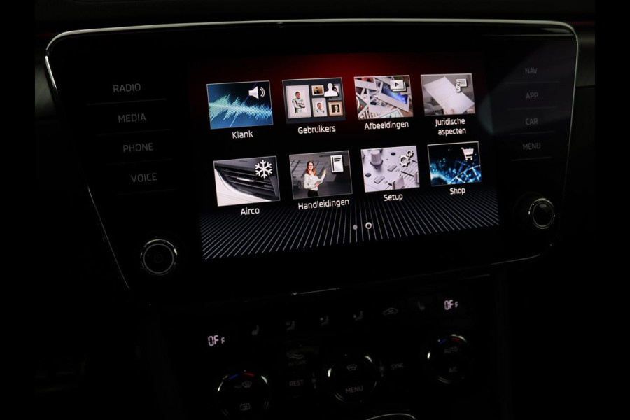 Škoda Superb 1.4 TSI iV Sportline | Leder/Alcantara | Stoel & stuurverwarming | Adaptive cruise | Matrix LED | Camera | Navigatie | Keyless | Carplay | Navigatie | Memory | Virtual Cockpit | PHEV