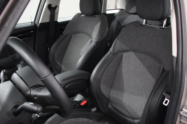 MINI Mini 1.5 Cooper Maximise Steptronic 5 deurs | Navigatie | Apple Carplay/Android Auto | Camera | Parkeer sensoren | Airco | Dab | Cruise Control | Led