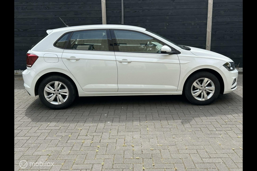 Volkswagen Polo 1.0 TSI 95 PK Comfortline Clima / carplay / camera / ad.cruise / pdc / 64.711KM!!!