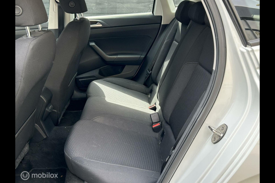 Volkswagen Polo 1.0 TSI 95 PK Comfortline Clima / carplay / camera / ad.cruise / pdc / 64.711KM!!!
