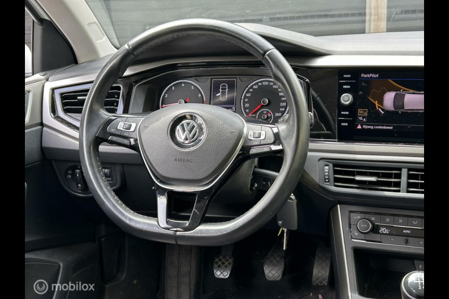 Volkswagen Polo 1.0 TSI 95 PK Comfortline Clima / carplay / camera / ad.cruise / pdc / 64.711KM!!!