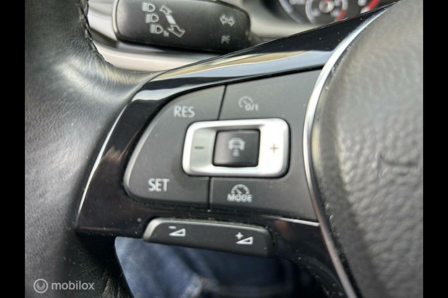 Volkswagen Polo 1.0 TSI 95 PK Comfortline Clima / carplay / camera / ad.cruise / pdc / 64.711KM!!!