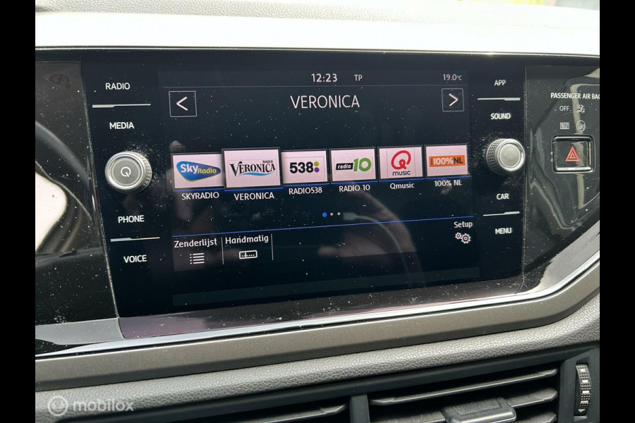 Volkswagen Polo 1.0 TSI 95 PK Comfortline Clima / carplay / camera / ad.cruise / pdc / 64.711KM!!!
