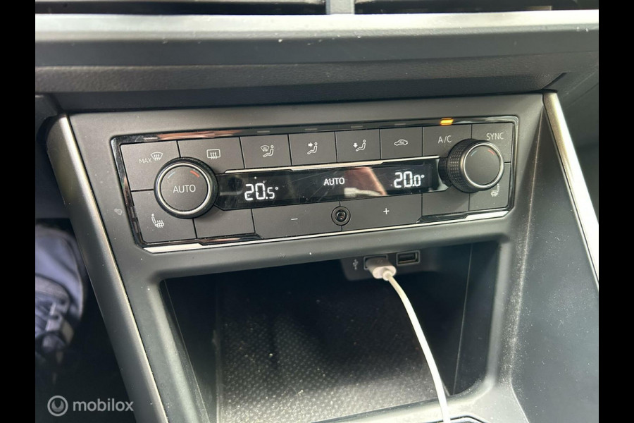 Volkswagen Polo 1.0 TSI 95 PK Comfortline Clima / carplay / camera / ad.cruise / pdc / 64.711KM!!!
