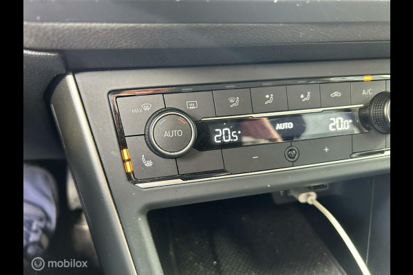 Volkswagen Polo 1.0 TSI 95 PK Comfortline Clima / carplay / camera / ad.cruise / pdc / 64.711KM!!!