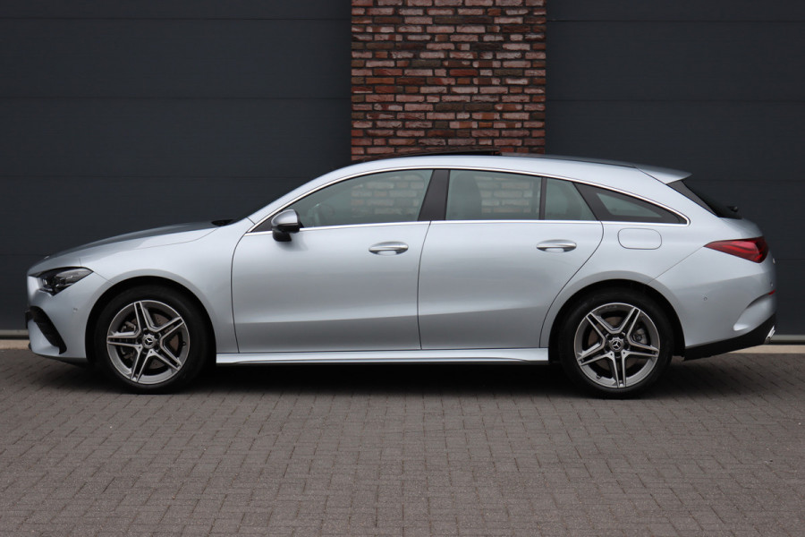 Mercedes-Benz CLA-Klasse Shooting Brake 250 e Star Edition AMG Line Aut8 | Panoramadak | Distronic | Memory | Trekhaak | Verwarmd Stuurwiel | HUD | Multibeam LED | Keyless Go | Advanced Sound System |