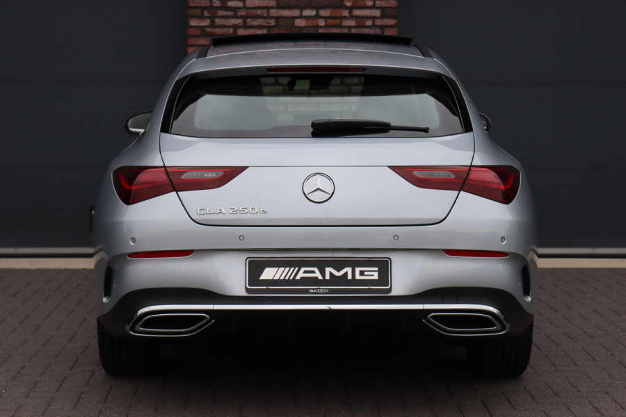 Mercedes-Benz CLA-Klasse Shooting Brake 250 e Star Edition AMG Line Aut8 | Panoramadak | Distronic | Memory | Trekhaak | Verwarmd Stuurwiel | HUD | Multibeam LED | Keyless Go | Advanced Sound System |